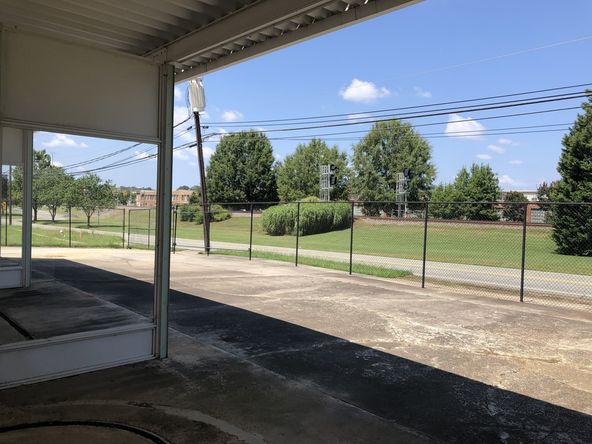 206 E Washington St, Mebane, NC 27302